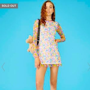 Delia’s Lei Over long sleeve flower dress medium NWT